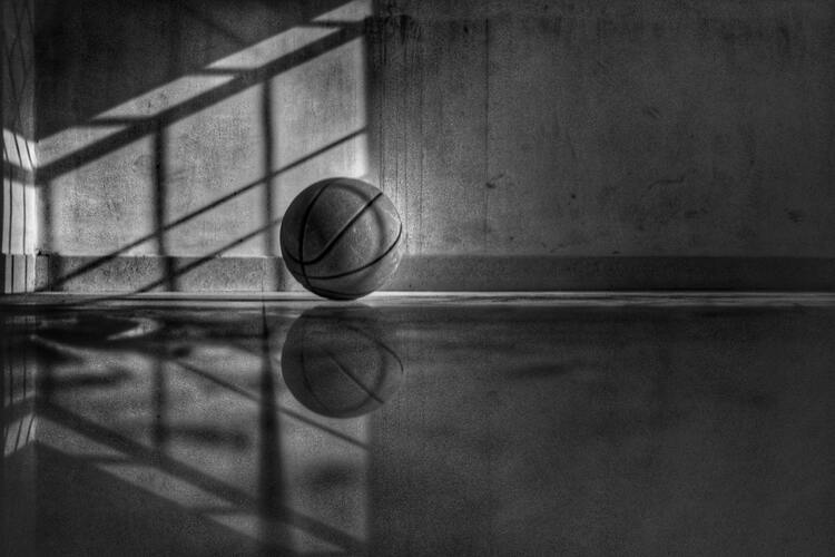 5120x1440p 329 Basketball Backgrounds – Elevate Your Design Game with High-Resolution Hoops